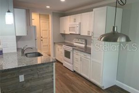 Condo in Palm Coast, Florida, 2 bedrooms  № 1789751 - photo 1