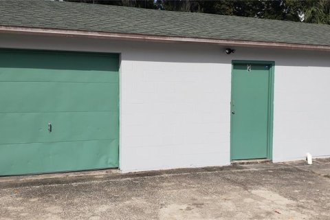 Propiedad comercial en alquiler en Bunnell, Florida № 1907954 - foto 1