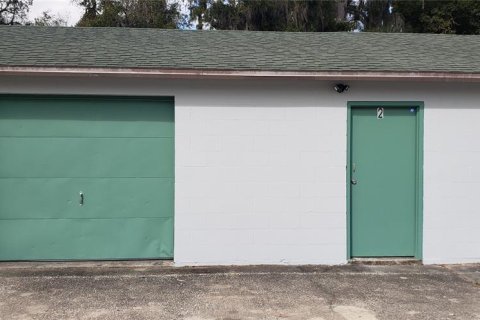 Propiedad comercial en alquiler en Bunnell, Florida № 1907954 - foto 2