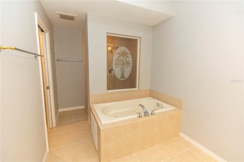 Copropriété à vendre à Englewood, Floride: 3 chambres, 177.72 m2 № 2142821 - photo 23