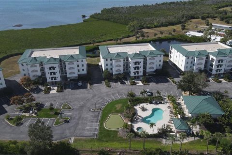 Copropriété à vendre à Englewood, Floride: 3 chambres, 177.72 m2 № 2142821 - photo 2
