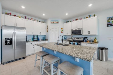 Villa ou maison à vendre à New Smyrna Beach, Floride: 4 chambres, 175.68 m2 № 2142096 - photo 2