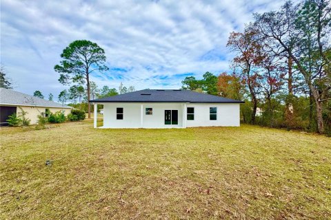 House in Citrus Springs, Florida 3 bedrooms, 142.05 sq.m. № 2105876 - photo 11