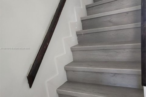 Снять в аренду таунхаус в Хайалиа, Флорида 3 спальни, 130.06м2, № 1955572 - фото 13