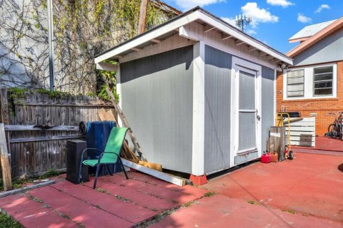 Commercial property in Tampa, Florida 319.31 sq.m. № 2298588 - photo 23
