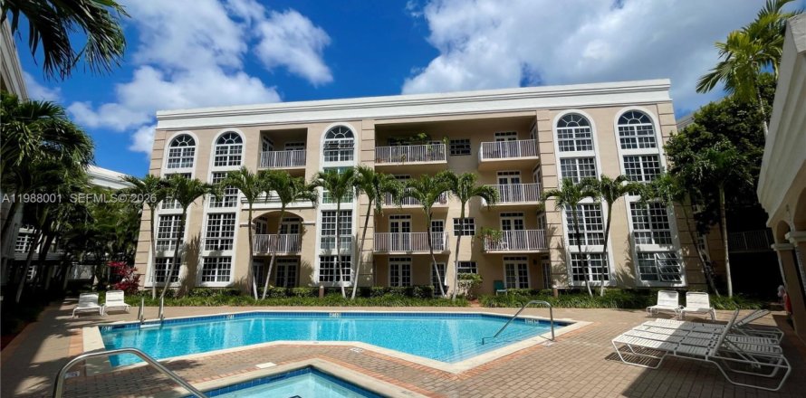 Кондоминиум с 2 спальнями в Корал-Гейблс, Флорида № 2056896