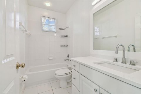 Villa ou maison à vendre à Tampa, Floride: 5 chambres, 416.67 m2 № 1734458 - photo 27