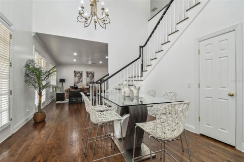 Villa ou maison à vendre à Tampa, Floride: 5 chambres, 416.67 m2 № 1734458 - photo 8
