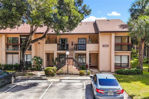 Copropriété à louer à Deerfield Beach, Floride: 2 chambres, 102.19 m2 № 1996836 - photo 2