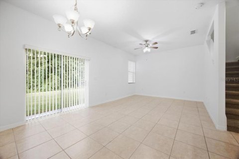 Touwnhouse à louer à Orlando, Floride: 3 chambres, 157.84 m2 № 2383999 - photo 8