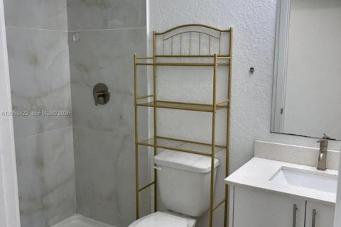 Touwnhouse à vendre à Homestead, Floride: 4 chambres, 129.88 m2 № 2172061 - photo 15