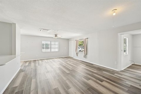 House in Venice, Florida 3 bedrooms, 102.01 sq.m. № 1685295 - photo 6