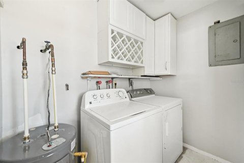 House in Venice, Florida 3 bedrooms, 102.01 sq.m. № 1685295 - photo 13