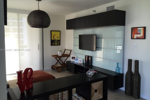 Condo in Aventura, Florida, 2 bedrooms  № 2001658 - photo 4