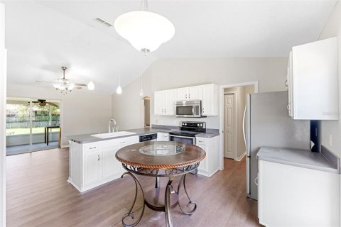 Villa ou maison à vendre à Spring Hill, Floride: 3 chambres, 143.26 m2 № 1870803 - photo 13