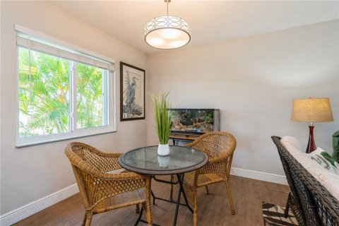 Copropriété à vendre à Cape Coral, Floride: 2 chambres, 83.24 m2 № 1679272 - photo 8