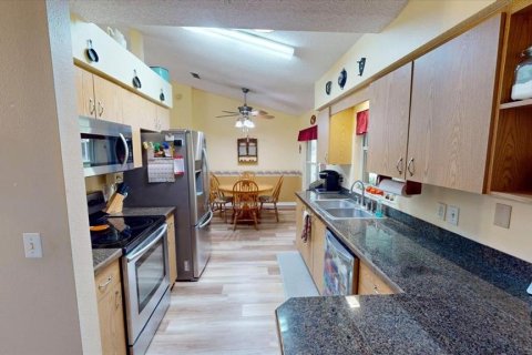 Casa en venta en Lake Helen, Florida, 4 dormitorios, 200.67 m2 № 2209305 - foto 17