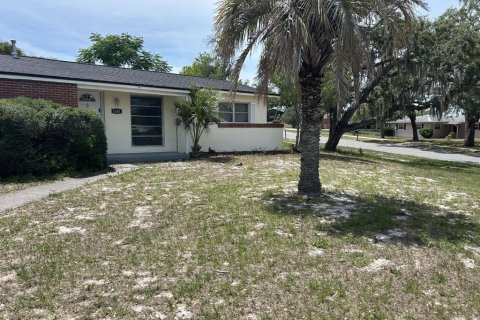 Villa ou maison à louer à Spring Hill, Floride: 2 chambres, 95.69 m2 № 2109533 - photo 27