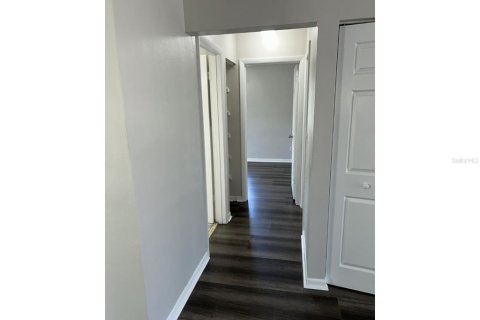 Villa ou maison à louer à Spring Hill, Floride: 2 chambres, 95.69 m2 № 2109533 - photo 15