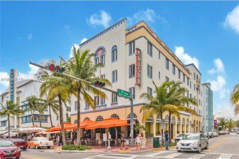 Copropriété à vendre à Miami Beach, Floride: 1 chambre, 42.74 m2 № 1749006 - photo 23