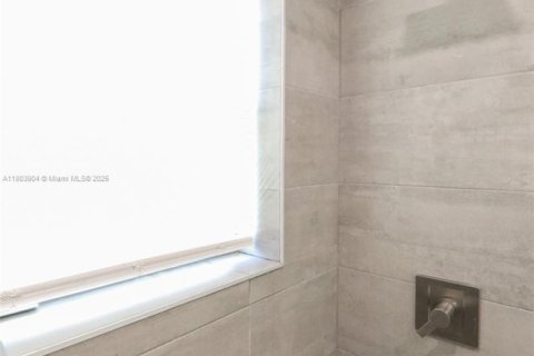 Copropriété à vendre à Miami Beach, Floride: 1 chambre, 42.74 m2 № 1749006 - photo 25