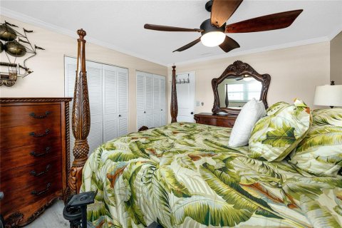 Condo in Gulfport, Florida, 2 bedrooms  № 1815671 - photo 30