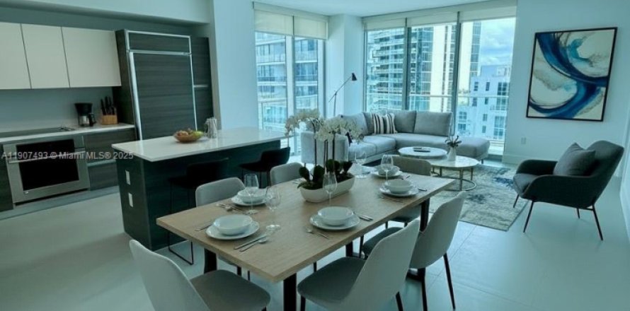 Condo à Miami, Floride, 2 chambres  № 1964132
