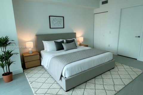 Copropriété à louer à Miami, Floride: 2 chambres, 108.23 m2 № 1964132 - photo 2