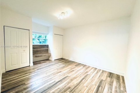 Купить виллу или дом в Норт-Майами, Флорида 3 спальни, 152.45м2, № 2005520 - фото 12