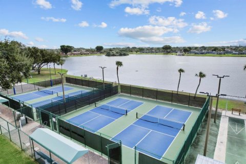 Condo in Delray Beach, Florida, 2 bedrooms  № 2251660 - photo 29