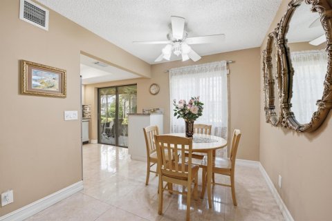 Condo in Delray Beach, Florida, 2 bedrooms  № 2251660 - photo 4