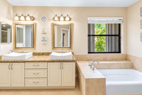 Villa ou maison à louer à Pembroke Pines, Floride: 4 chambres, 211.45 m2 № 2387079 - photo 7
