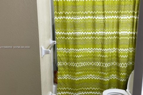 Touwnhouse à louer à Hialeah, Floride: 2 chambres, 93.18 m2 № 2000131 - photo 14