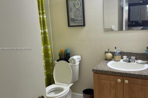 Touwnhouse à louer à Hialeah, Floride: 2 chambres, 93.18 m2 № 2000131 - photo 16