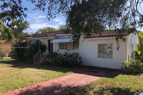 House in Miami, Florida 3 bedrooms, 81.29 sq.m. № 935719 - photo 2