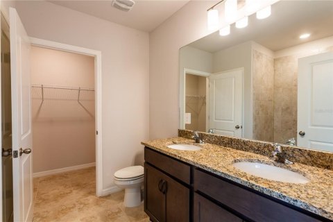 House in Lehigh Acres, Florida 4 bedrooms, 157.1 sq.m. № 1565733 - photo 15