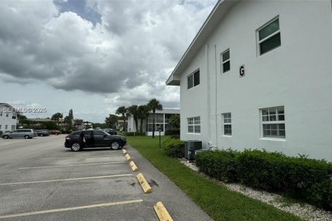 Condominio en venta en West Palm Beach, Florida, 1 dormitorio, 52.95 m2 № 2034420 - foto 23