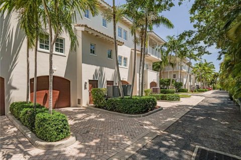 Adosado en alquiler en St. Lucie, Florida, 3 dormitorios, 140.93 m2 № 1686871 - foto 5