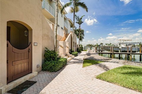 Adosado en alquiler en St. Lucie, Florida, 3 dormitorios, 140.93 m2 № 1686871 - foto 18