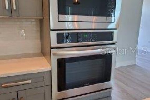 House in Punta Gorda, Florida 3 bedrooms, 205.69 sq.m. № 1684837 - photo 14