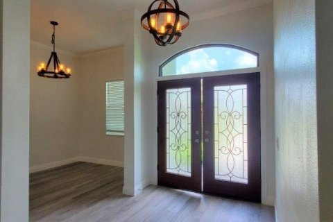 House in Punta Gorda, Florida 3 bedrooms, 205.69 sq.m. № 1684837 - photo 4