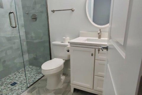 House in Punta Gorda, Florida 3 bedrooms, 205.69 sq.m. № 1684837 - photo 22