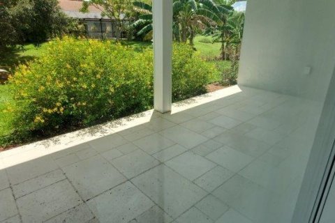 House in Punta Gorda, Florida 3 bedrooms, 205.69 sq.m. № 1684837 - photo 20