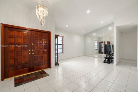 Купить виллу или дом в Майами, Флорида 3 спальни, 185.99м2, № 2389706 - фото 4