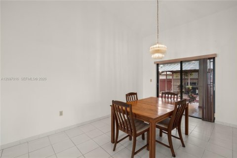 Купить виллу или дом в Майами, Флорида 3 спальни, 185.99м2, № 2389706 - фото 9