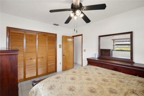 Купить виллу или дом в Майами, Флорида 3 спальни, 185.99м2, № 2389706 - фото 25