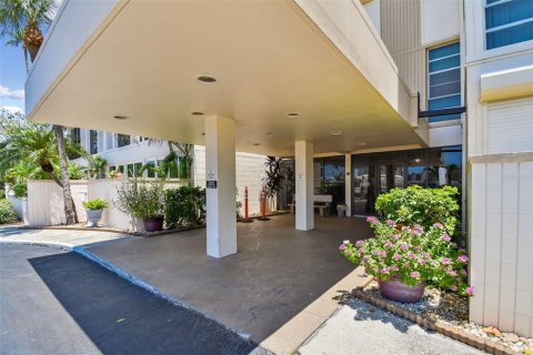 Copropriété à louer à South Pasadena, Floride: 2 chambres, 120.77 m2 № 2273157 - photo 5