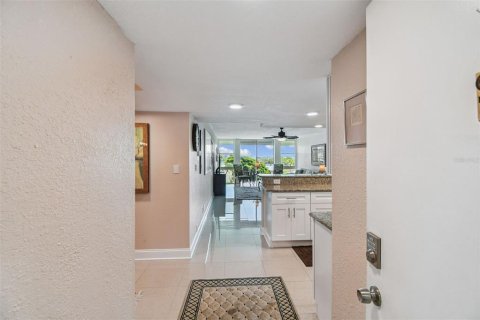 Copropriété à louer à South Pasadena, Floride: 2 chambres, 120.77 m2 № 2273157 - photo 7