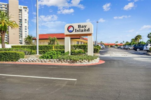 Copropriété à louer à South Pasadena, Floride: 2 chambres, 120.77 m2 № 2273157 - photo 2