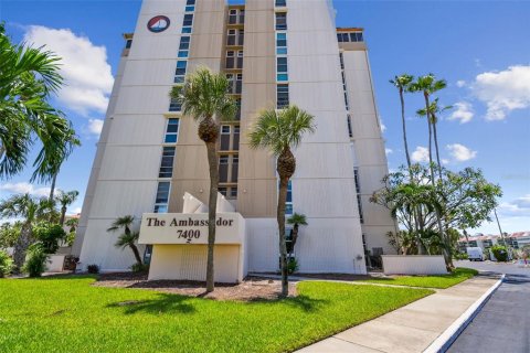 Copropriété à louer à South Pasadena, Floride: 2 chambres, 120.77 m2 № 2273157 - photo 3